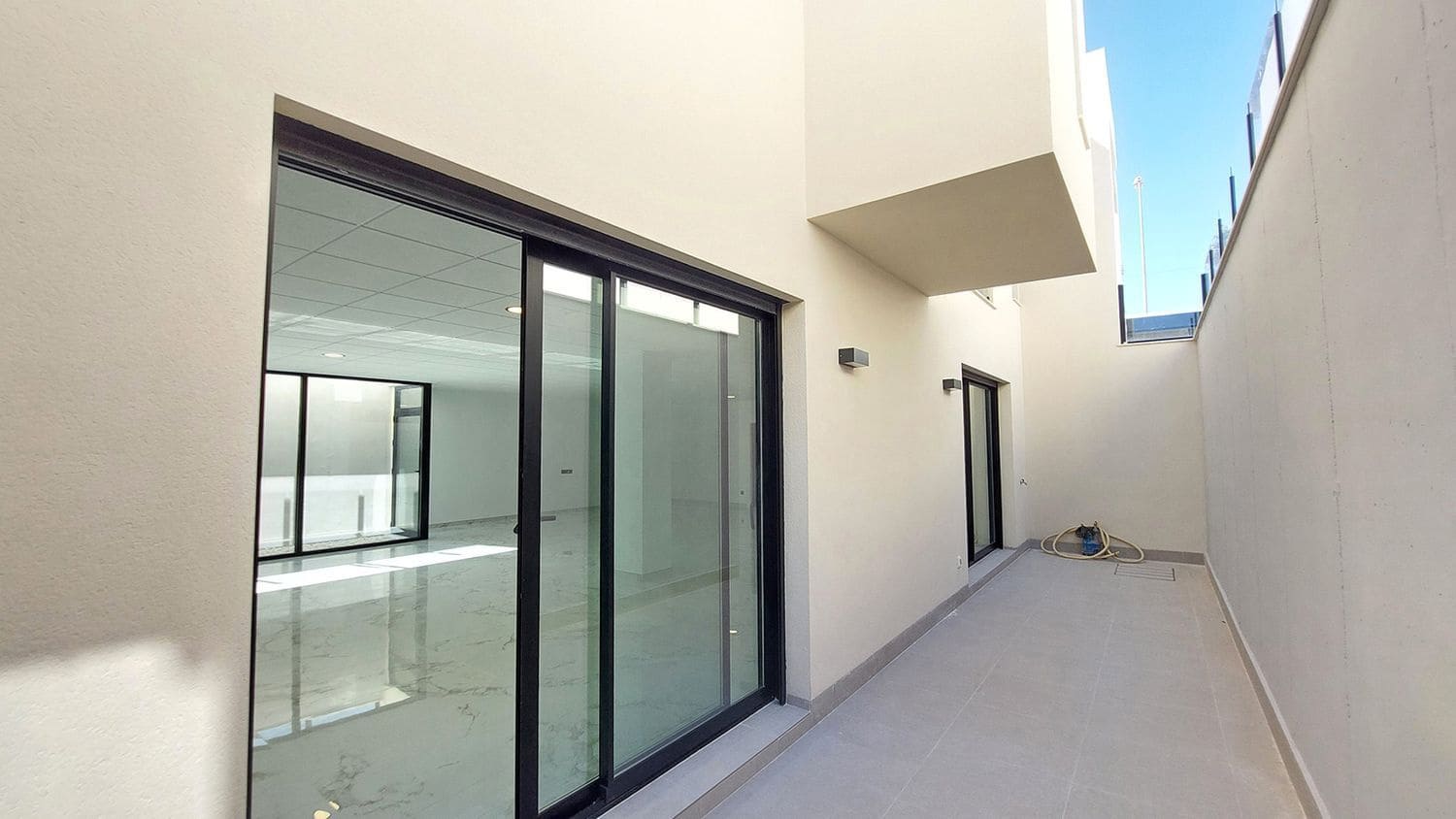 3 bedroom Villa for sale in Ciudad Quesada with pool garage - € 719,000 (Ref: 9810942)