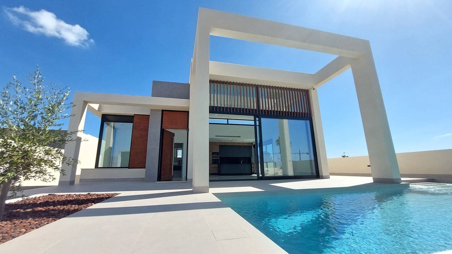 3 bedroom Villa for sale in Ciudad Quesada with pool garage - € 719,000 (Ref: 9810942)