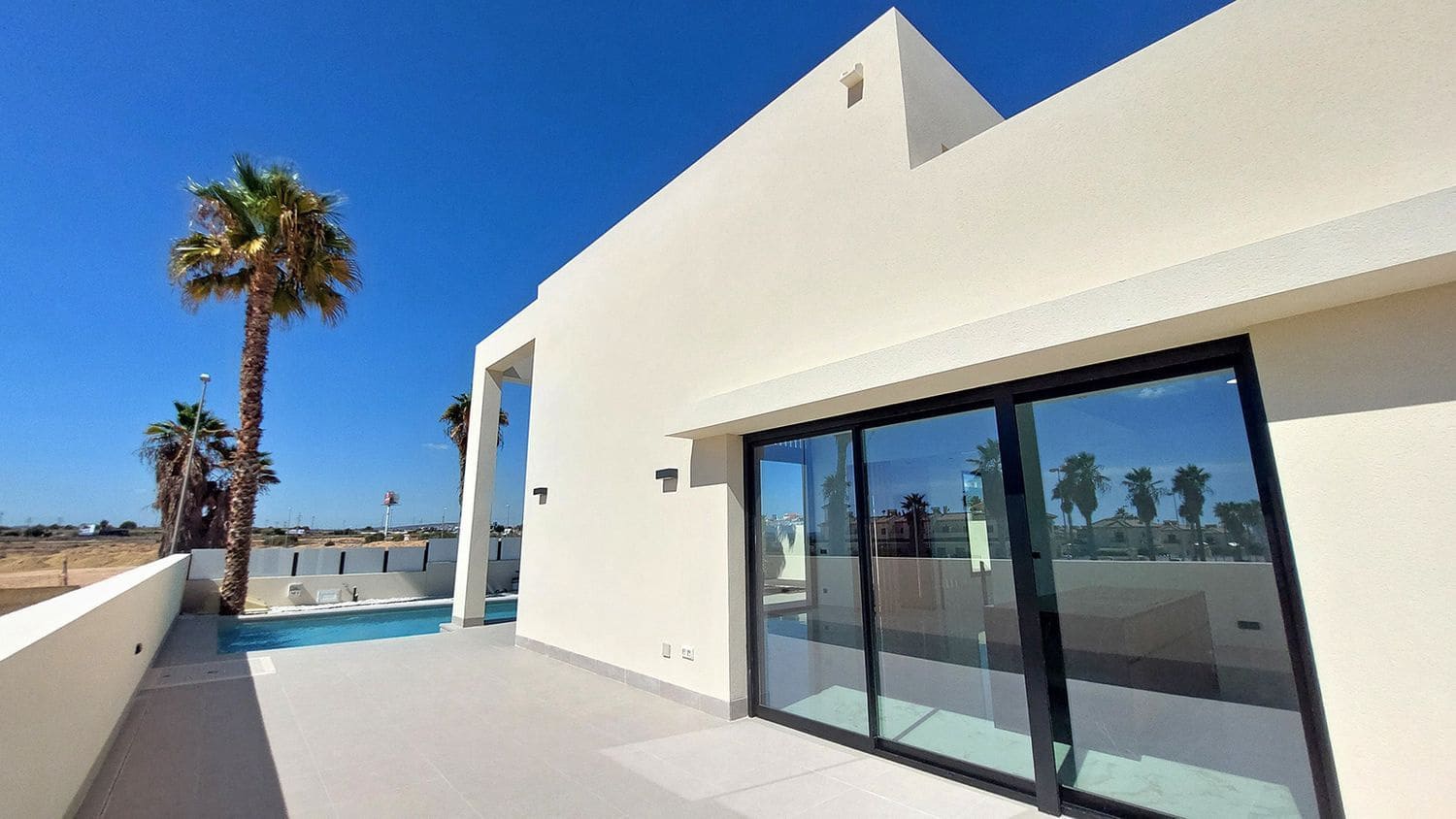 3 bedroom Villa for sale in Ciudad Quesada with pool garage - € 719,000 (Ref: 9810942)