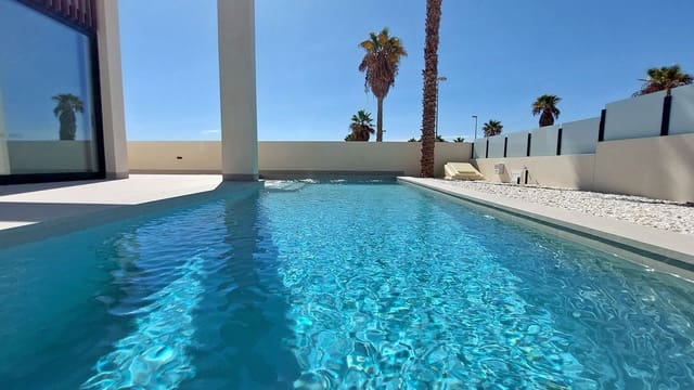 3 bedroom Villa for sale in Ciudad Quesada, Rojales with pool garage - € 719,000 (Ref: 9810942)