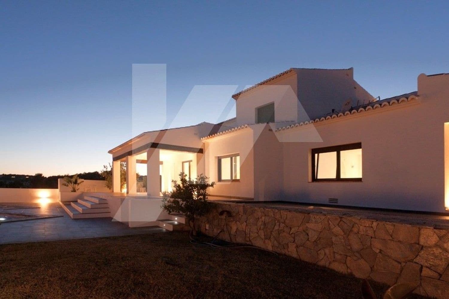 Chalet de 4 habitaciones en Moraira en venta con piscina garaje - 1.440.000 € (Ref: 9810943)