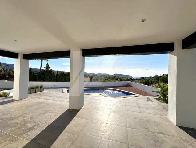 Chalet de 4 habitaciones en Benimeit - Tabaira, Teulada-Moraira en venta con piscina garaje - 1.440.000 € (Ref: 9810943)