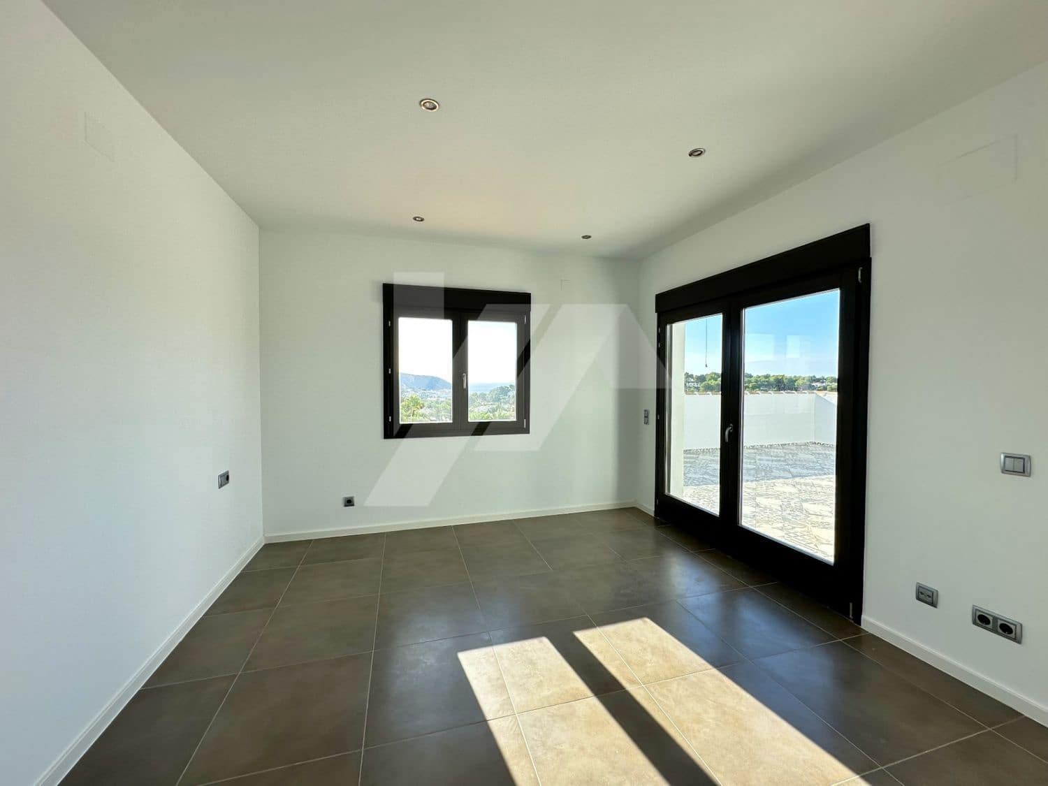 Chalet de 4 habitaciones en Moraira en venta con piscina garaje - 1.440.000 € (Ref: 9810943)