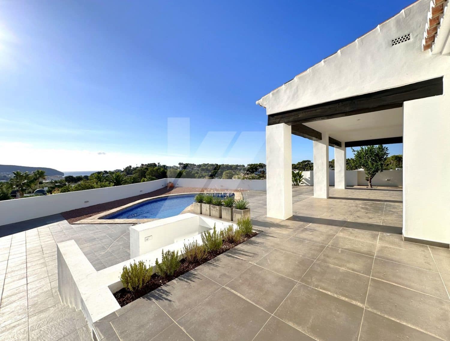 Chalet de 4 habitaciones en Moraira en venta con piscina garaje - 1.440.000 € (Ref: 9810943)