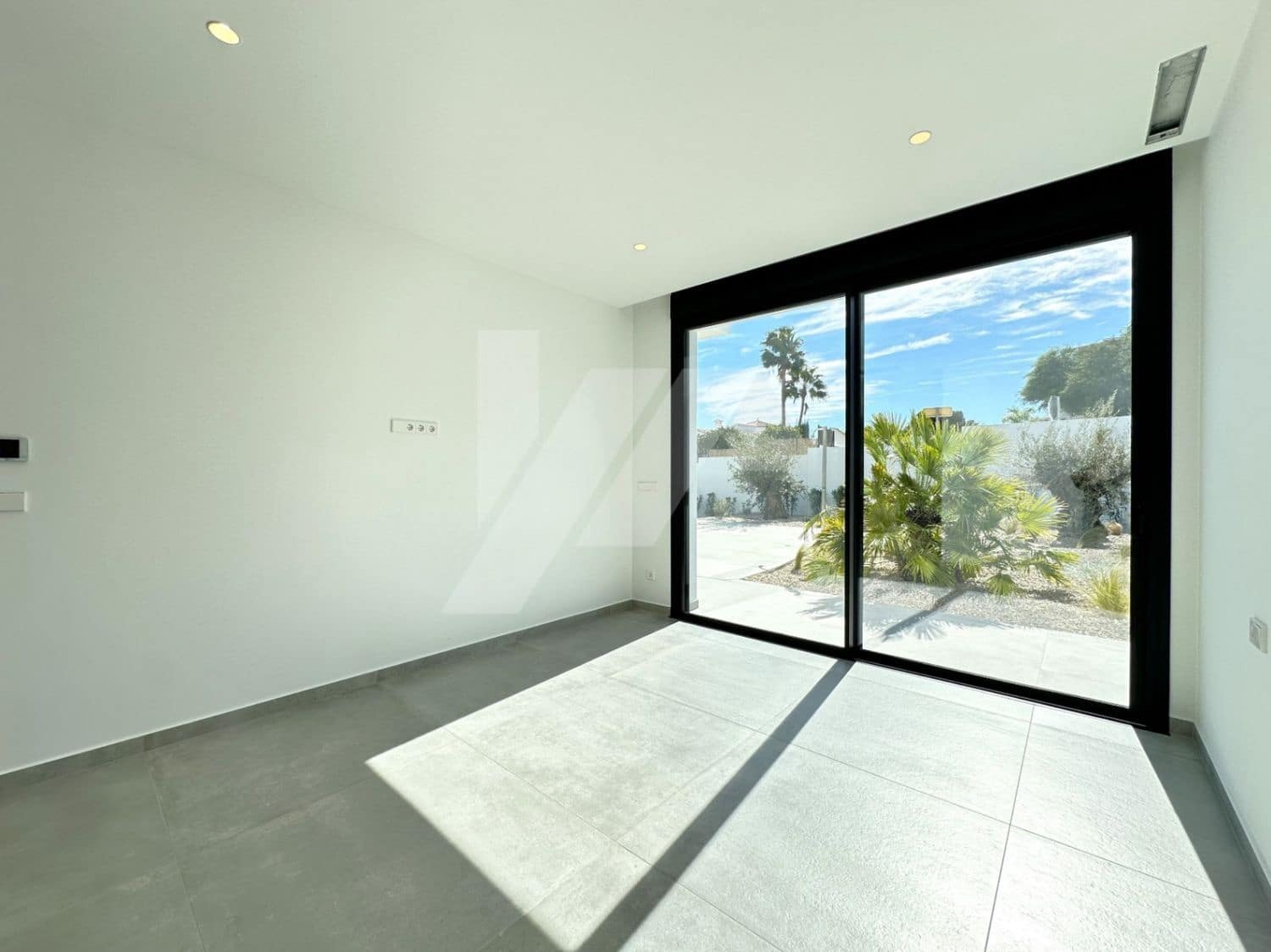 4 bedroom Villa for sale in Teulada - € 1,850,000 (Ref: 9822043)