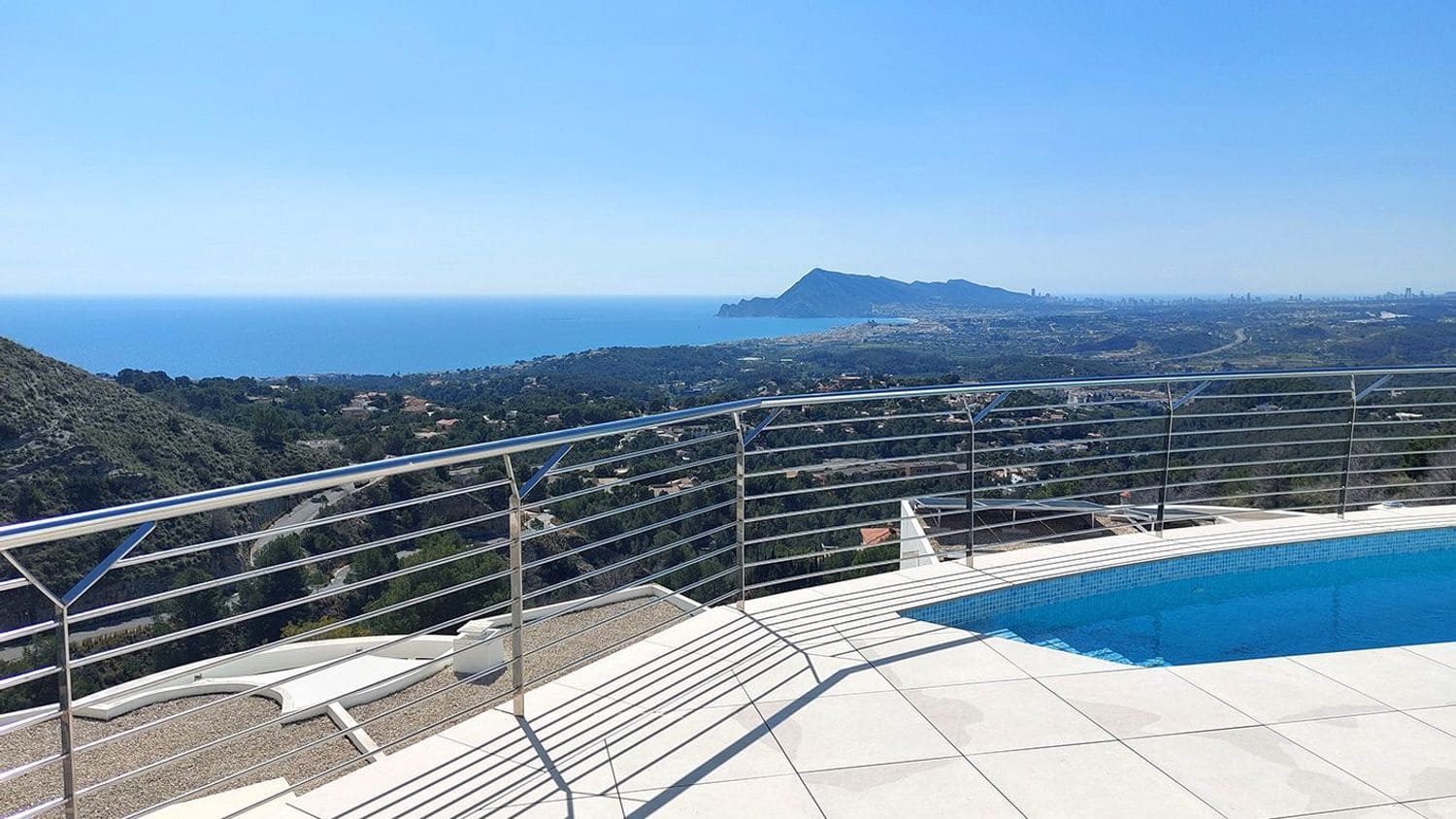 4 bedroom Villa for sale in Altea la Vella with pool garage - € 2,146,000 (Ref: 9826142)