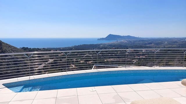 Chalet de 4 habitaciones en Altea la Vella, Altea en venta con piscina garaje - 2.146.000 € (Ref: 9826142)