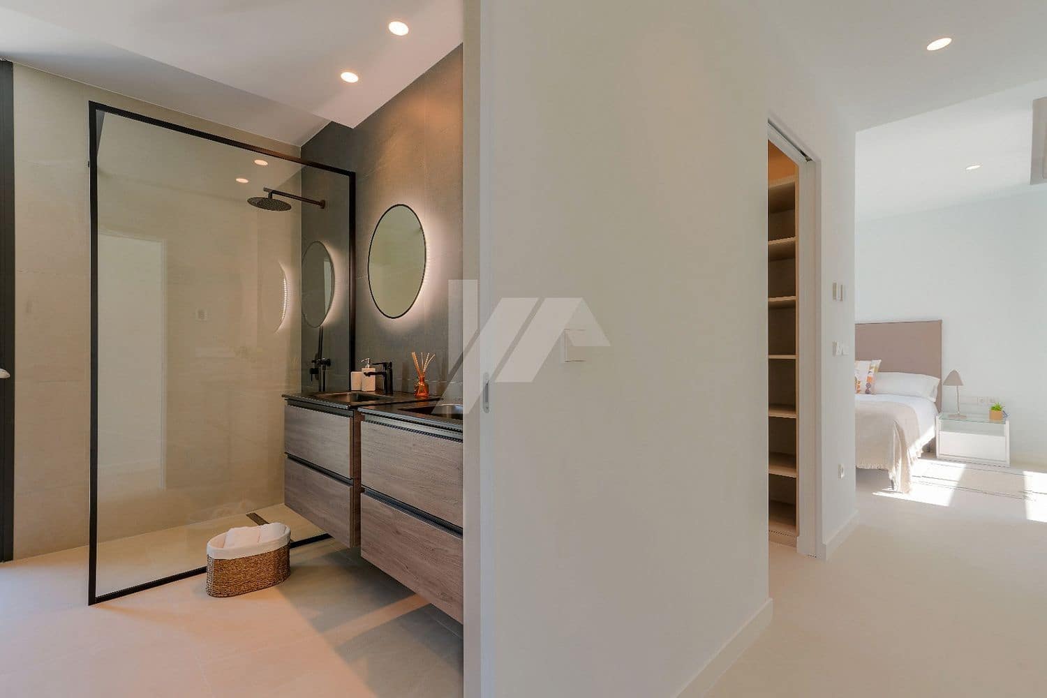 4 bedroom Villa for sale in Moraira with pool garage - € 1,499,000 (Ref: 9830746)
