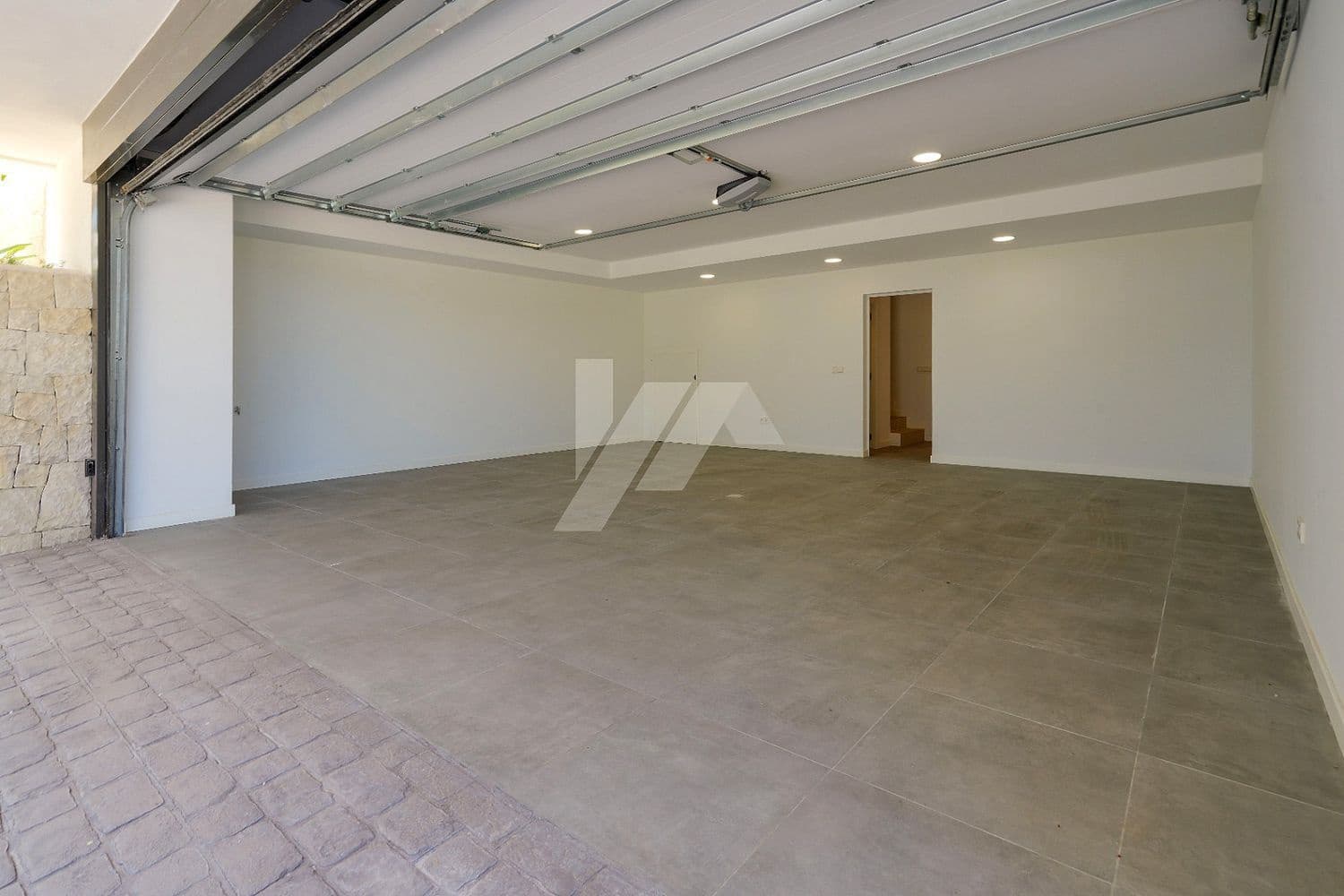 4 bedroom Villa for sale in Moraira with pool garage - € 1,499,000 (Ref: 9830746)