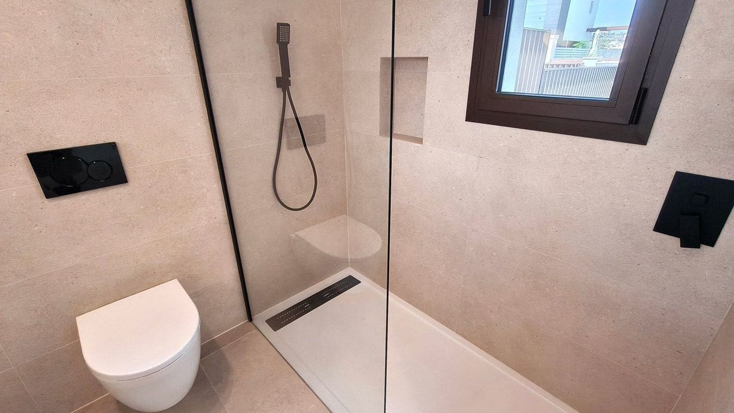 Chalet de 3 habitaciones en Muchamiel / Mutxamel en venta con piscina garaje - 625.000 € (Ref: 9953784)