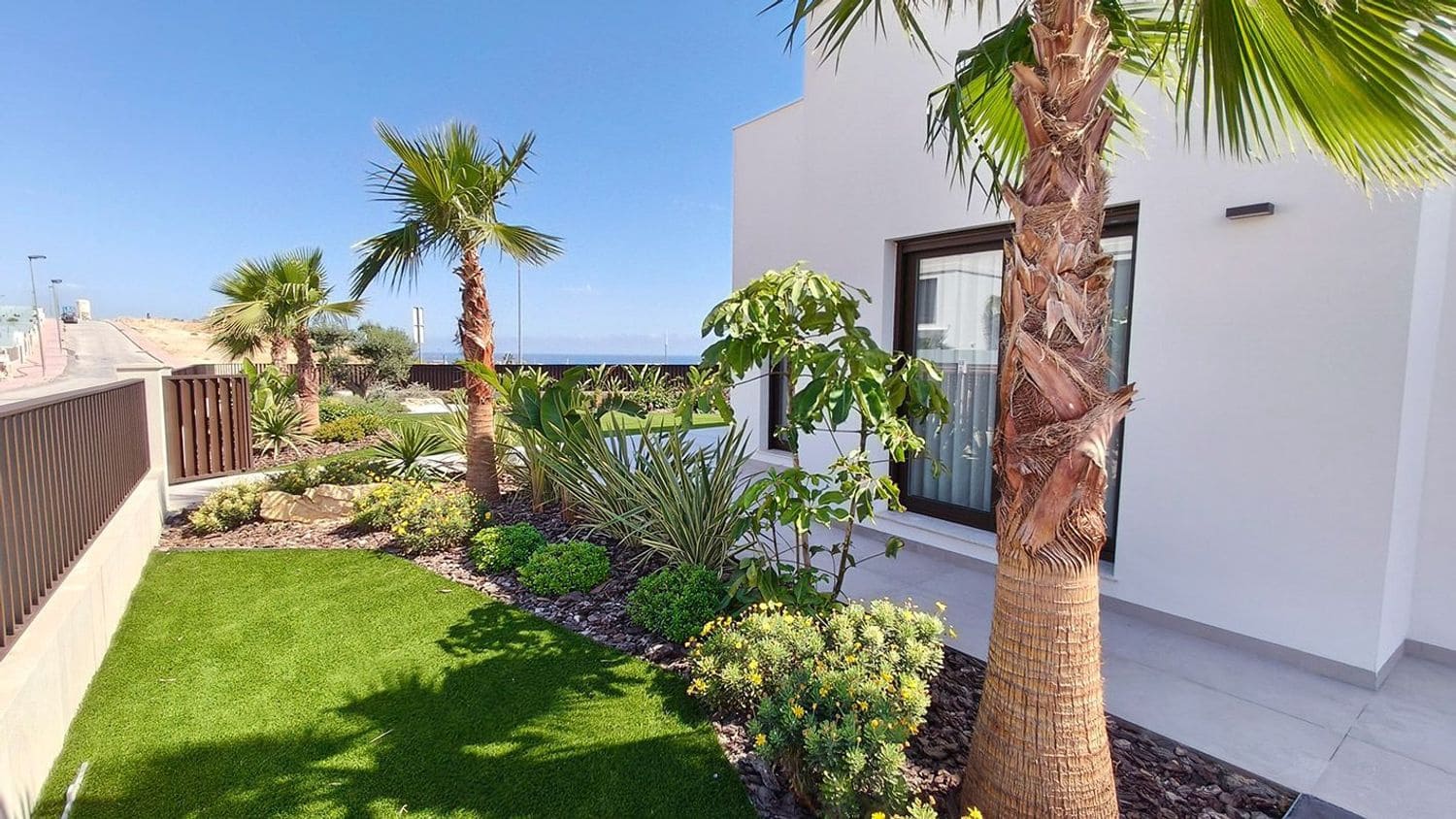 Chalet de 3 habitaciones en Muchamiel / Mutxamel en venta con piscina garaje - 625.000 € (Ref: 9953784)