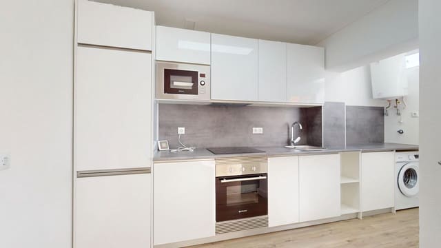2 soverom Hus til salgs i Villamartin, Orihuela med garasje - € 199 000 (Ref: 9995427)