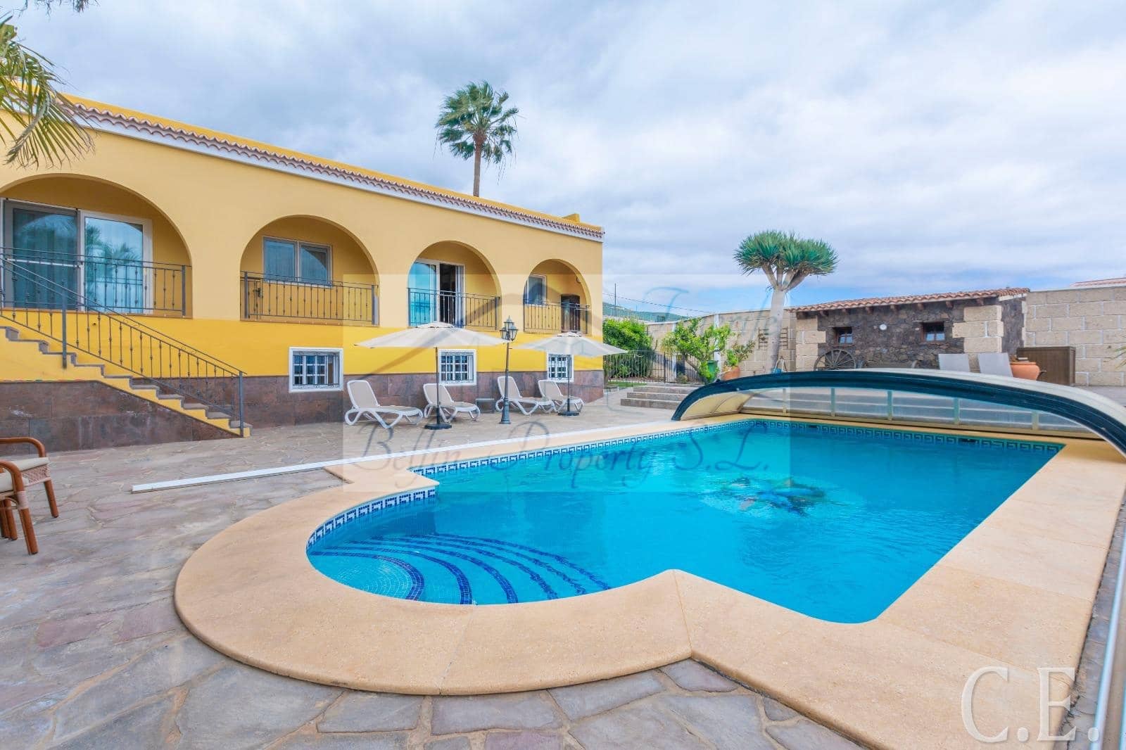 5 soverom Finca/Herregård til salgs i San Miguel de Abona med svømmebasseng - € 895 000 (Ref: 8383966)