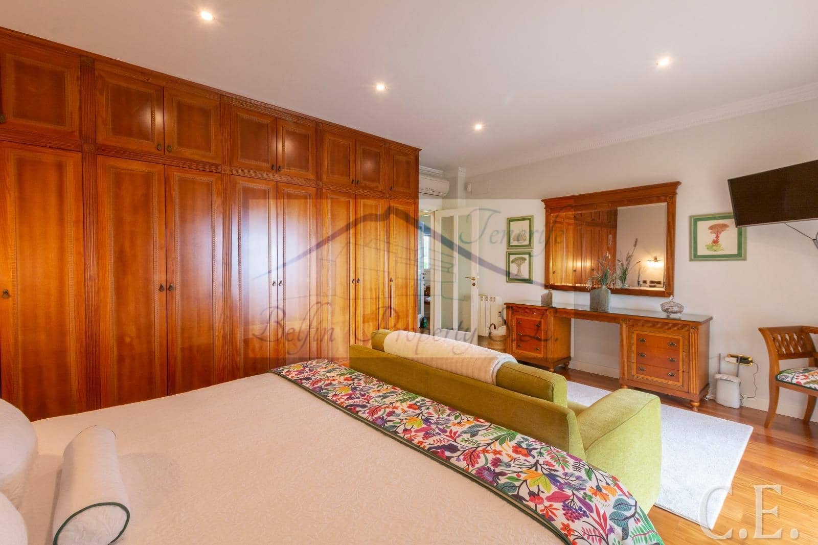 5 soverom Finca/Herregård til salgs i San Miguel de Abona med svømmebasseng - € 895 000 (Ref: 8383966)