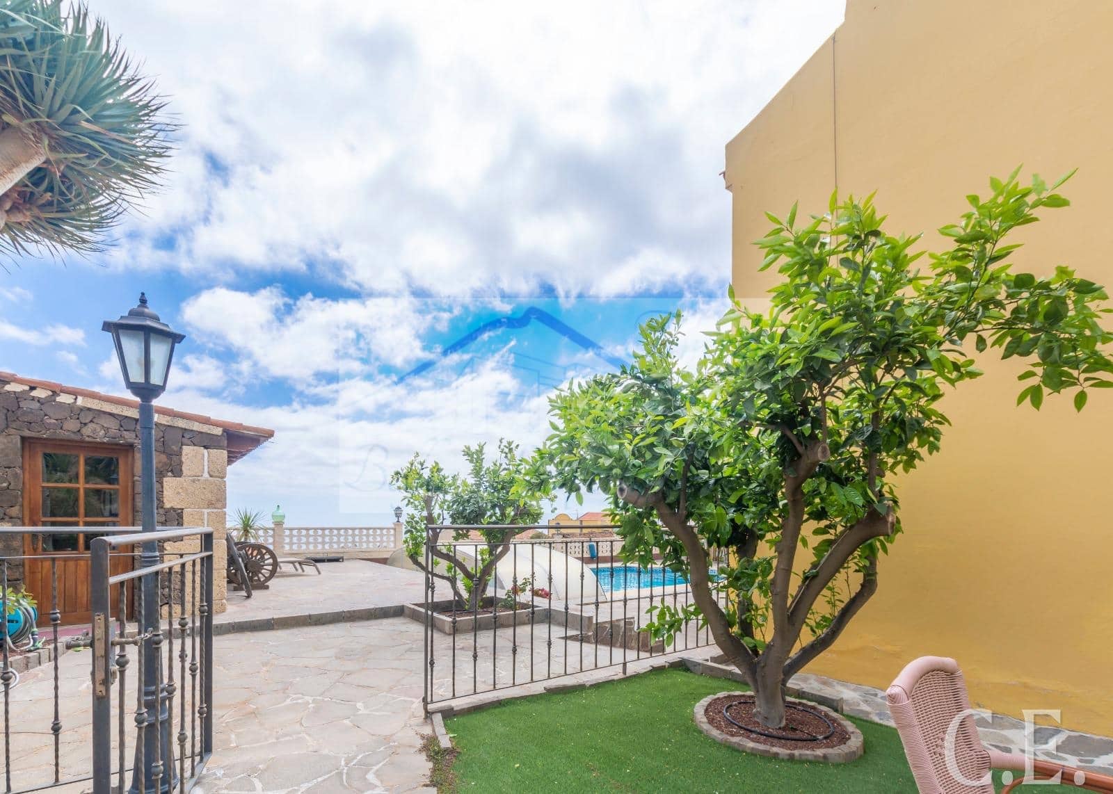 5 soverom Finca/Herregård til salgs i San Miguel de Abona med svømmebasseng - € 895 000 (Ref: 8383966)