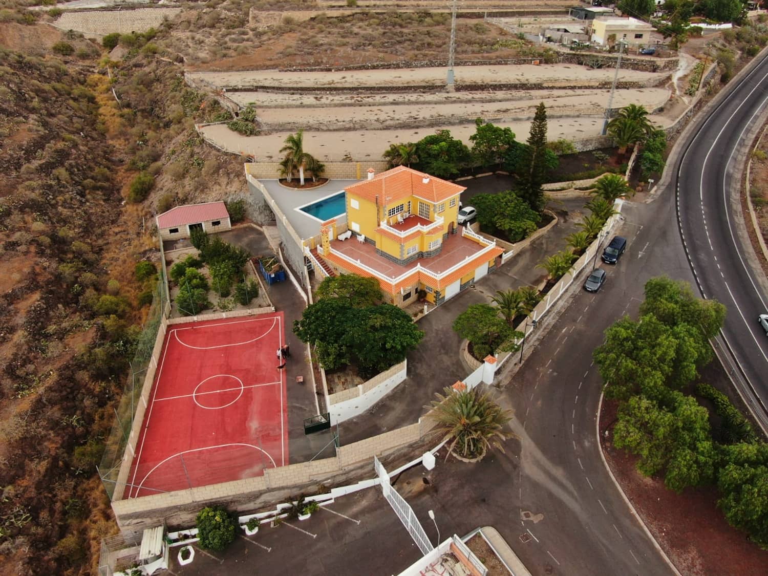 4 soveværelse Villa til salg i San Miguel de Abona med swimmingpool - € 1.280.000 (Ref: 8533124)