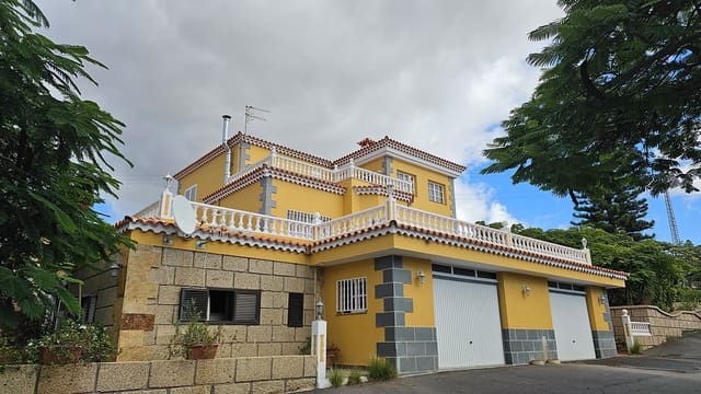 4 soveværelse Villa til salg i San Miguel de Abona med swimmingpool - € 1.280.000 (Ref: 8533124)