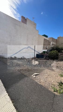 Terrain à Bâtir à vendre à San Isidro de Abona, Granadilla de Abona - 99 500 € (Ref: 8769085)