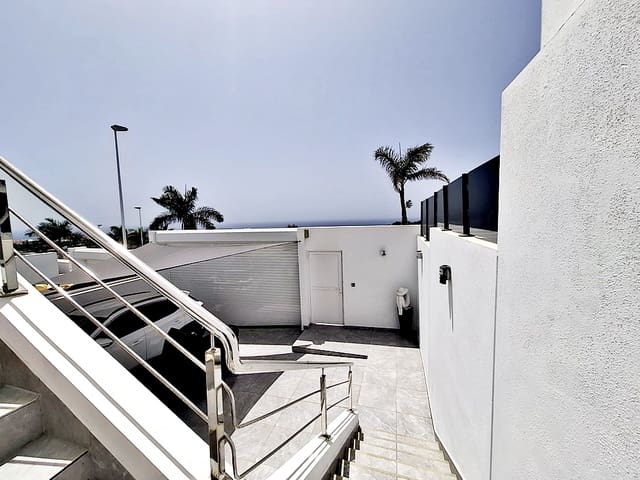 3 sypialnia Willa na sprzedaż w San Eugenio Alto, Adeje - 1 900 000 € (Ref: 9181959)