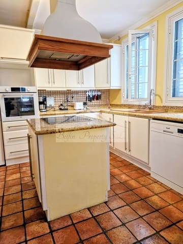 3 makuuhuone Omakotitalo myytävänä paikassa Abades, Arico - 375 000 € (Ref: 9393476)