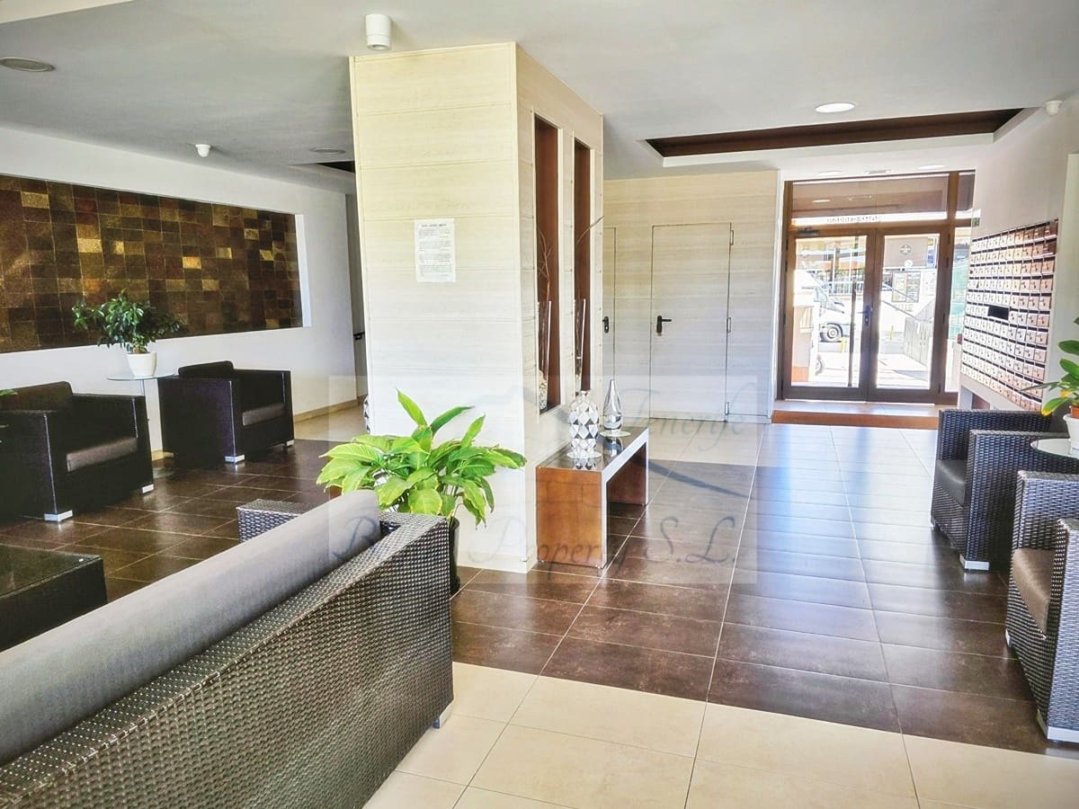 1 bedroom Apartment for sale in Costa Adeje with pool - € 275,000 (Ref: 9628344)
