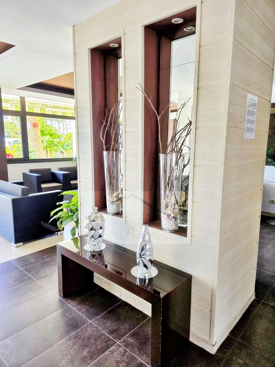 1 bedroom Apartment for sale in Costa Adeje with pool - € 275,000 (Ref: 9628344)