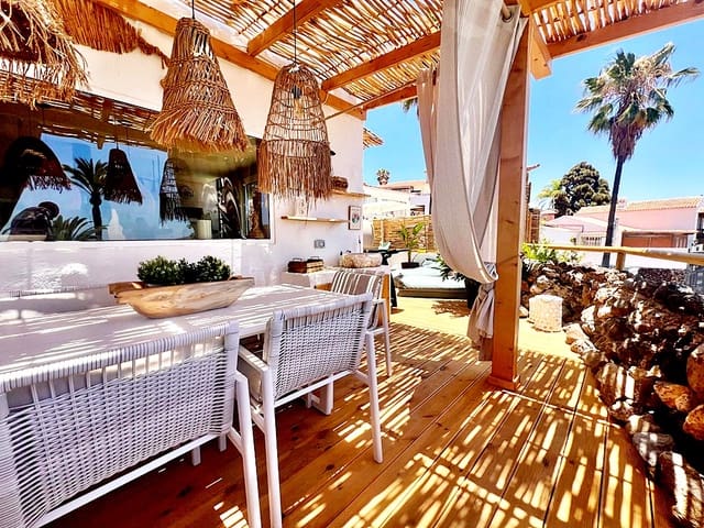 5 chambre Bungalow à vendre à Chayofa, Arona - 1 270 000 € (Ref: 9814084)