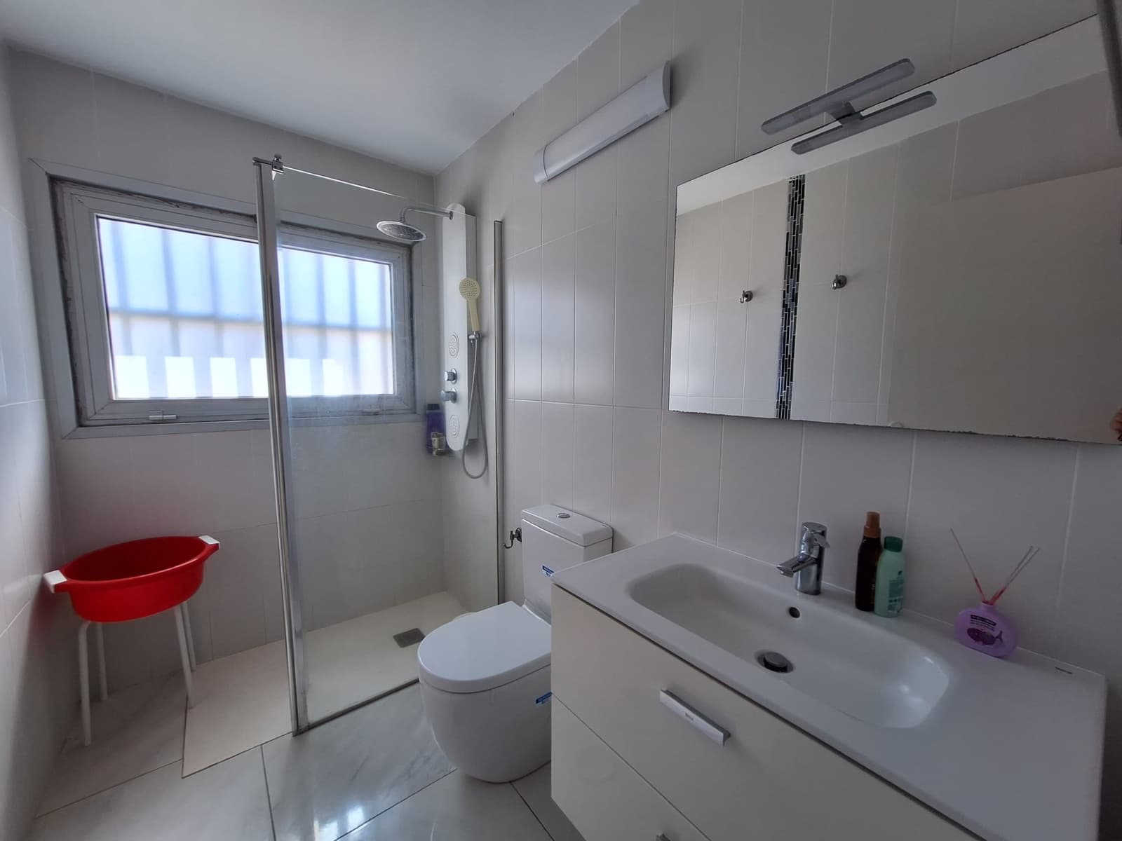 3 bedroom Villa for sale in Granadilla de Abona with pool - € 630,000 (Ref: 10026181)