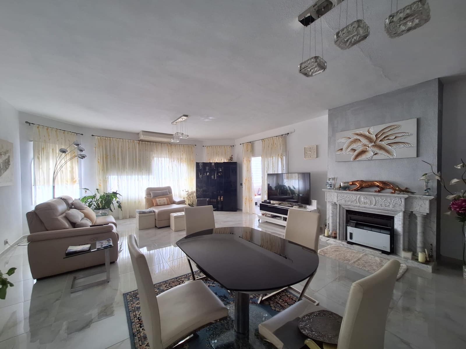3 bedroom Villa for sale in Granadilla de Abona with pool - € 630,000 (Ref: 10026181)