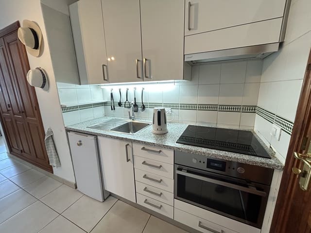 Studio for sale in Golf del Sur, San Miguel de Abona with pool - € 189,000 (Ref: 10034330)