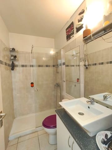 Apartamento de 2 habitaciones en Costa del Silencio, Arona en venta con piscina - 230.000 € (Ref: 10034331)
