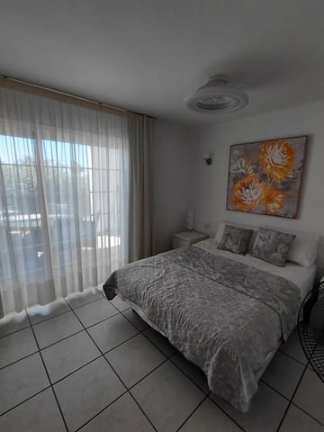 3 quarto Moradia para venda em Golf del Sur, San Miguel de Abona com piscina garagem - 420 000 € (Ref: 10043721)