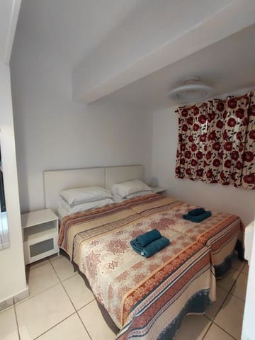 3 quarto Moradia para venda em Golf del Sur, San Miguel de Abona com piscina garagem - 420 000 € (Ref: 10043721)