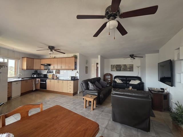3 chambre Appartement à vendre à Costa del Silencio, Arona avec piscine - 339 000 € (Ref: 10091502)