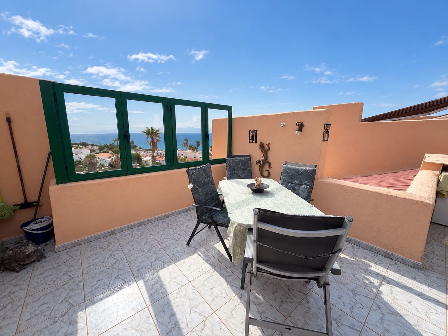 1 bedroom Apartment for sale in Golf del Sur with pool - € 245,000 (Ref: 10098982)
