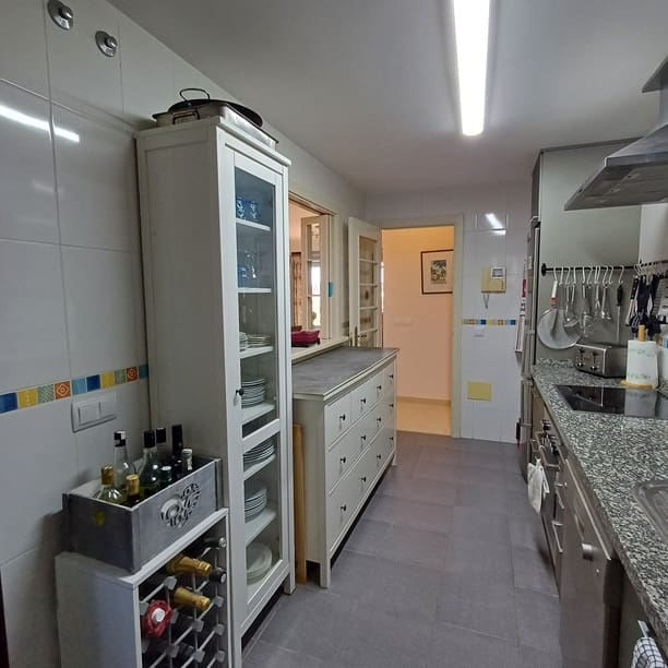 2 soverom Leilighet til salgs i Amarilla Golf med svømmebasseng garasje - € 325 000 (Ref: 8774565)