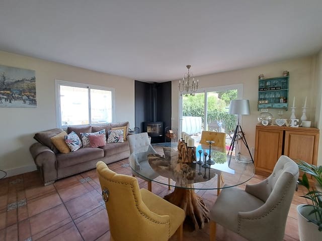 3 soveværelse Villa til salg i El Fronton, San Miguel de Abona med swimmingpool garage - € 425.000 (Ref: 8853165)