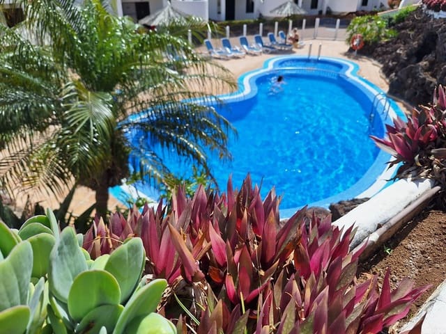 2 soveværelse Lejlighed til salg i Amarilla Golf, San Miguel de Abona med swimmingpool - € 269.900 (Ref: 8885415)