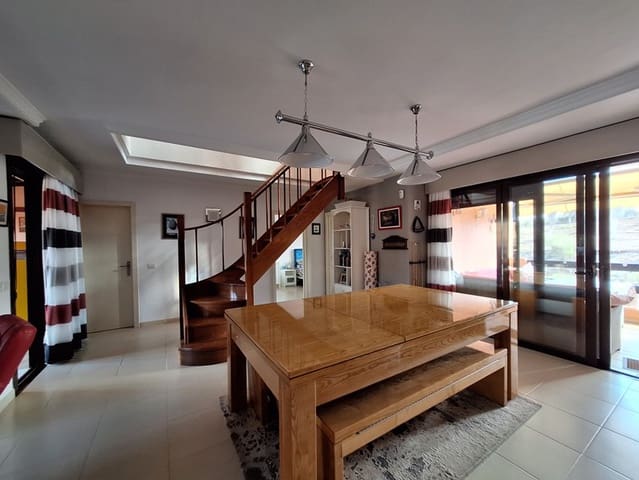 3 sovrum Lägenhet till salu i Amarilla Golf, San Miguel de Abona med pool garage - 459 000 € (Ref: 8973671)