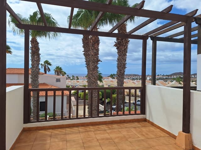 1 soveværelse Villa til salg i Golf del Sur, San Miguel de Abona med swimmingpool - € 250.000 (Ref: 9273173)