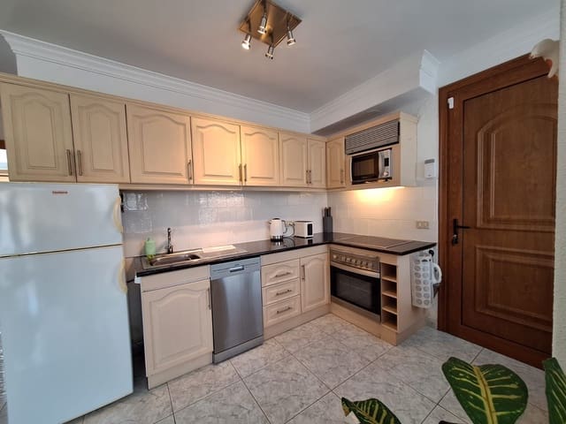 2 makuuhuone Huoneisto myytävänä paikassa Amarilla Golf, San Miguel de Abona mukana uima-altaan - 315 000 € (Ref: 9311968)