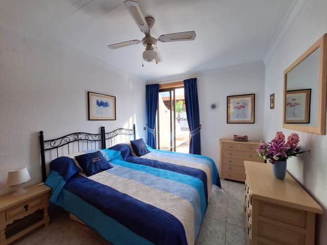 2 makuuhuone Huoneisto myytävänä paikassa Amarilla Golf, San Miguel de Abona mukana uima-altaan - 315 000 € (Ref: 9311968)