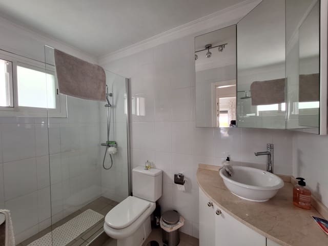 1 soveværelse Lejlighed til salg i Amarilla Golf, San Miguel de Abona med swimmingpool - € 321.000 (Ref: 9312054)