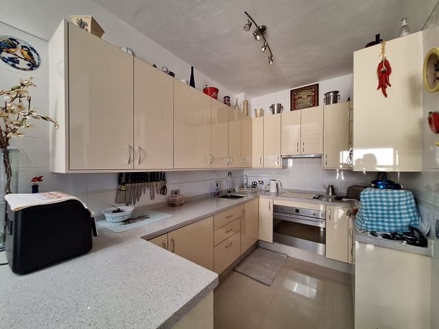 2 makuuhuone Huoneisto myytävänä paikassa Golf del Sur, San Miguel de Abona mukana uima-altaan - 315 000 € (Ref: 9322317)