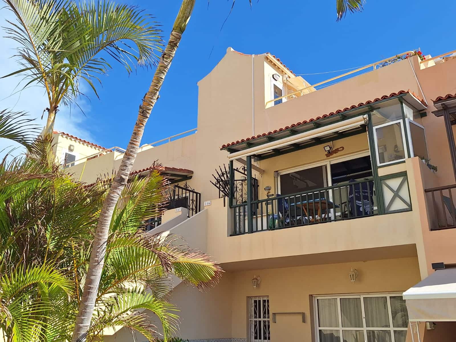 2 sovrum Lägenhet till salu i Golf del Sur med pool - 315 000 € (Ref: 9322317)