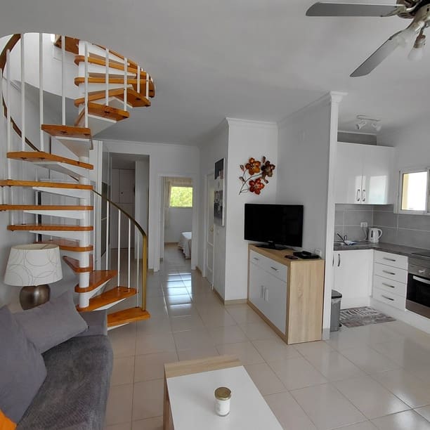 1 bedroom Apartment for sale in Golf del Sur with pool - € 215,000 (Ref: 9357526)