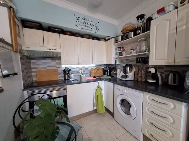 2 makuuhuone Huoneisto myytävänä paikassa Amarilla Golf, San Miguel de Abona mukana uima-altaan - 259 000 € (Ref: 9386885)