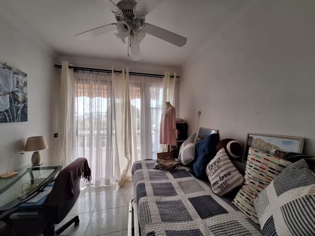 2 makuuhuone Huoneisto myytävänä paikassa Amarilla Golf, San Miguel de Abona mukana uima-altaan - 259 000 € (Ref: 9386885)