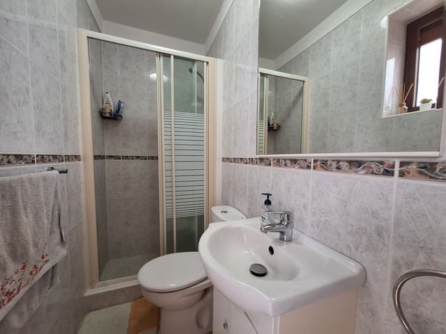 2 makuuhuone Huoneisto myytävänä paikassa Golf del Sur, San Miguel de Abona mukana uima-altaan - 269 000 € (Ref: 9402622)