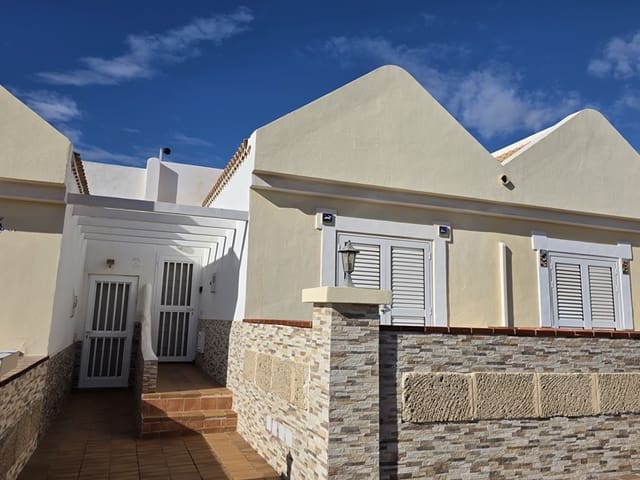 2 soveværelse Bungalow til salg i Golf del Sur, San Miguel de Abona med swimmingpool - € 275.000 (Ref: 9407048)